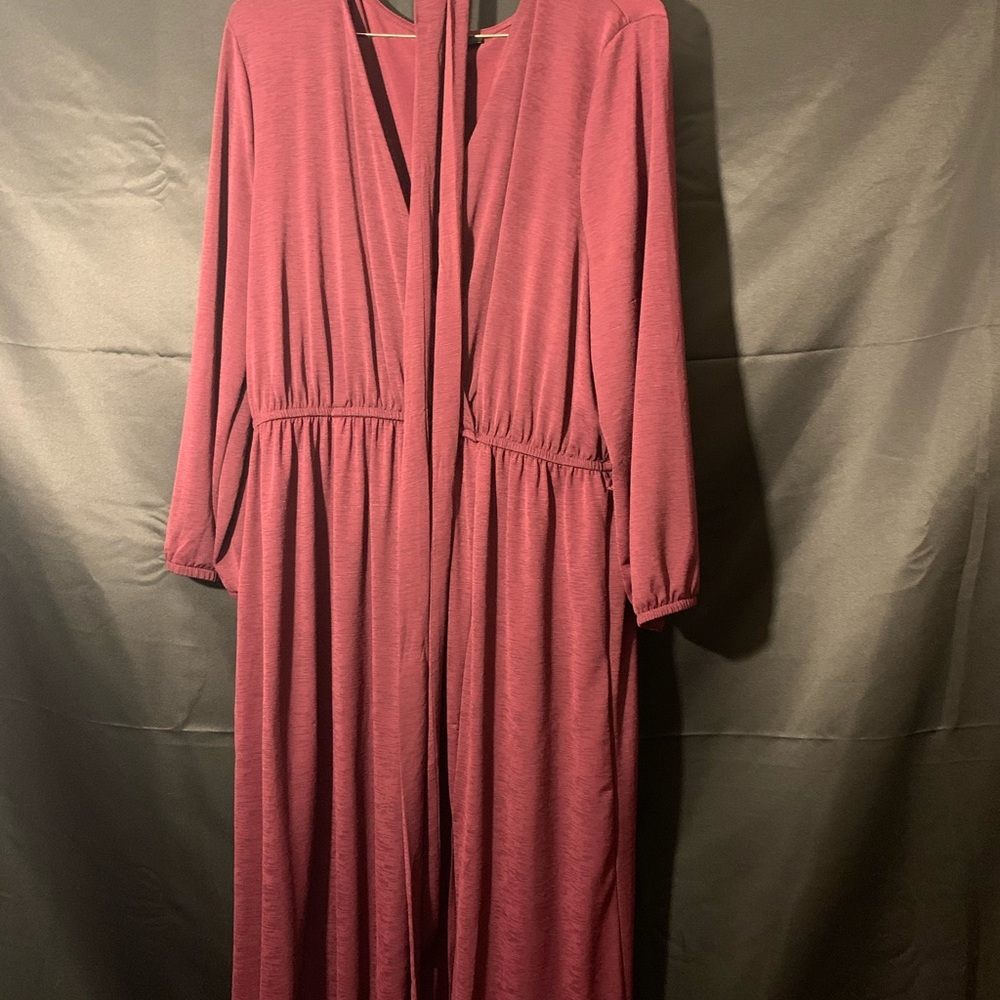 A maxi dress fit for a curvy diva